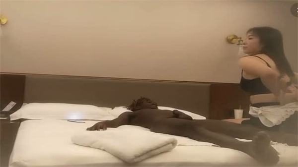 高价包夜马尾熟女 黑人爆操内射狂干